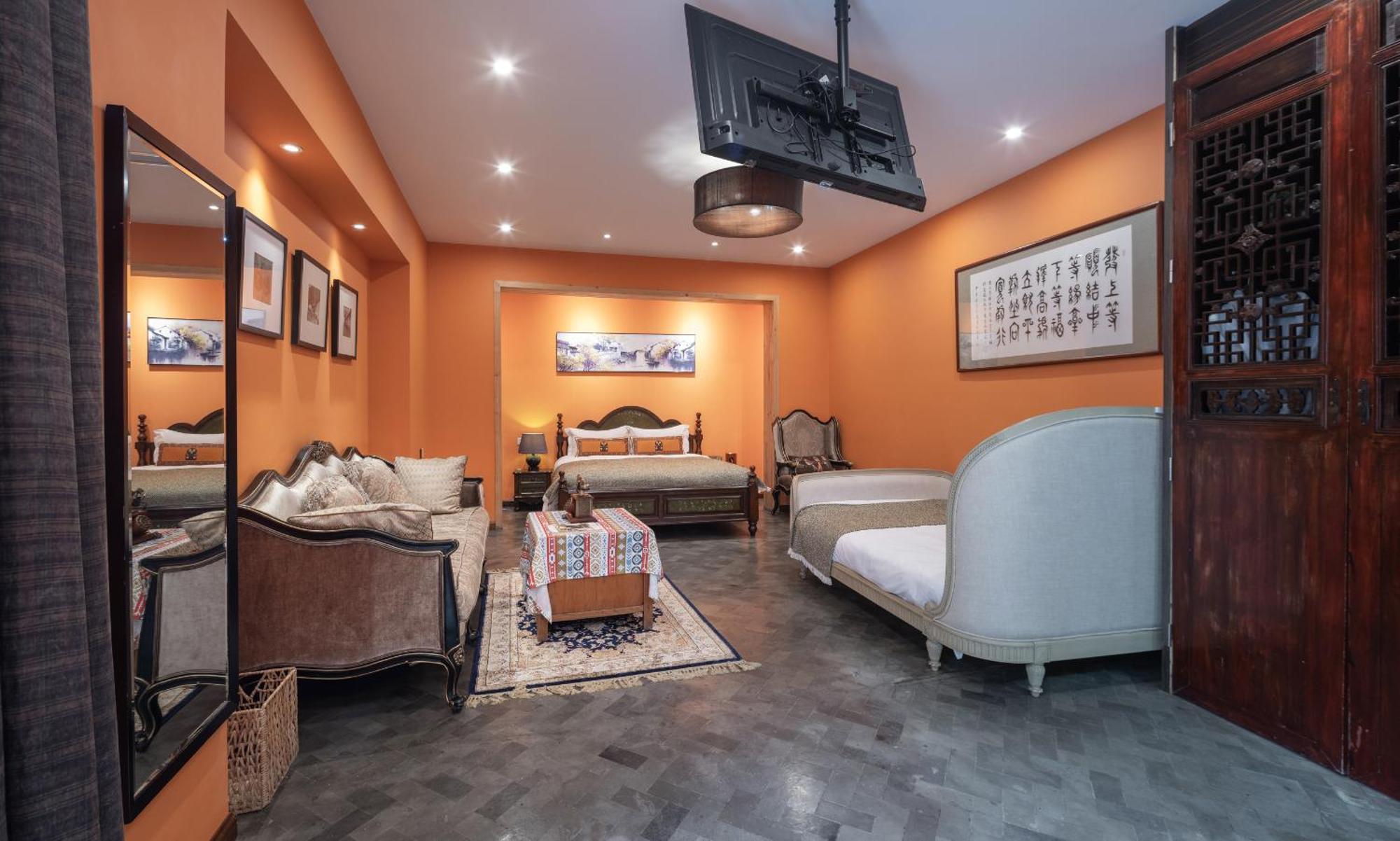 Cote Cour Deductive - Quadrangle Close To Tiananmen Square & Forbidden & Nanluoguxiang, Walk To Wangfujing, Speaking, Free Wifi, Free Laundry, Free Wonton & Noodles With Tour Ticket Service, Free Selfies With Ancient Costum Beijing